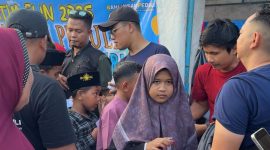 Suasana pasar rakyat di Pamekasan bersama ratusan anak yatim (Madurakita.com)