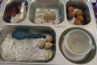 Menu MBG yang disajikan di Blaban Pamekasan (madurakita.com).