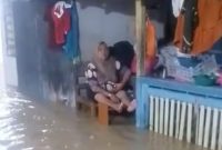 Warga yang terdampak banjir di Pamekasan 