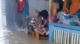 Warga yang terdampak banjir di Pamekasan 