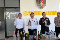 Ratusan miras Hasil Penertiban polres Pamekasan (madurakita.com)