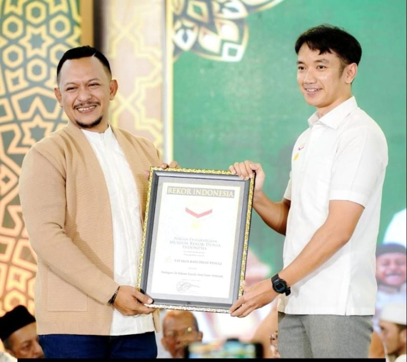 Ali Zainal Abidin (kanan) founder BIP Pamekasan (madurakita.com)