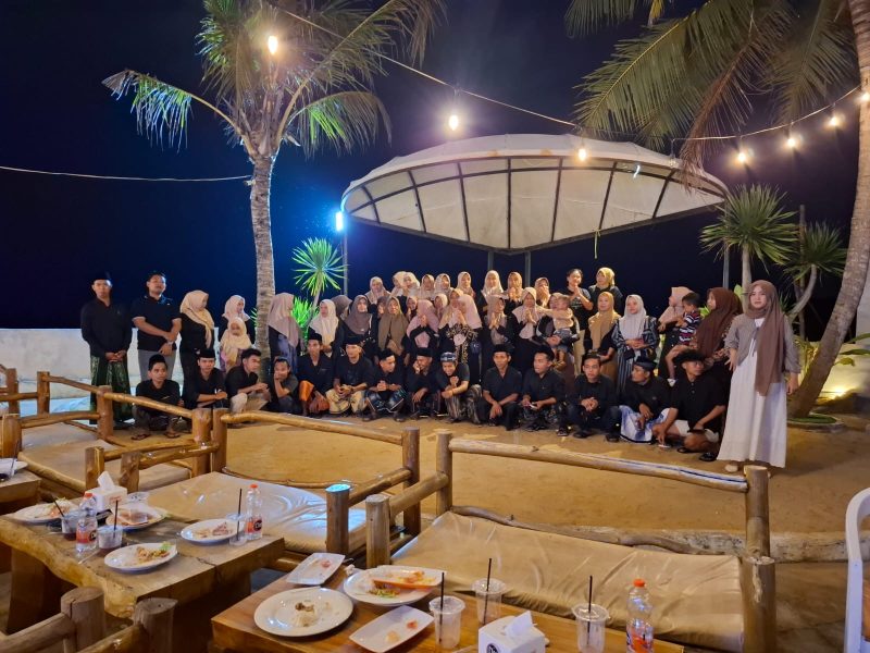 Karyawan SPPG Nurul Haromain Pamekasan (madurakita.com)