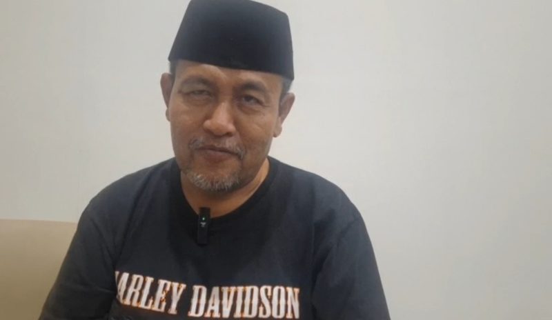Kuasa hukum korban, Supriyono, saat memberikan keterangan kepada media terkait perkembangan kasus Haji Latif di Pamekasan.